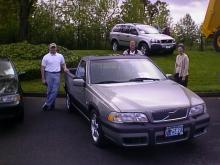 The Gentalman on the right had this car Built, it is quite neat and he seams to enjoy it a lot.